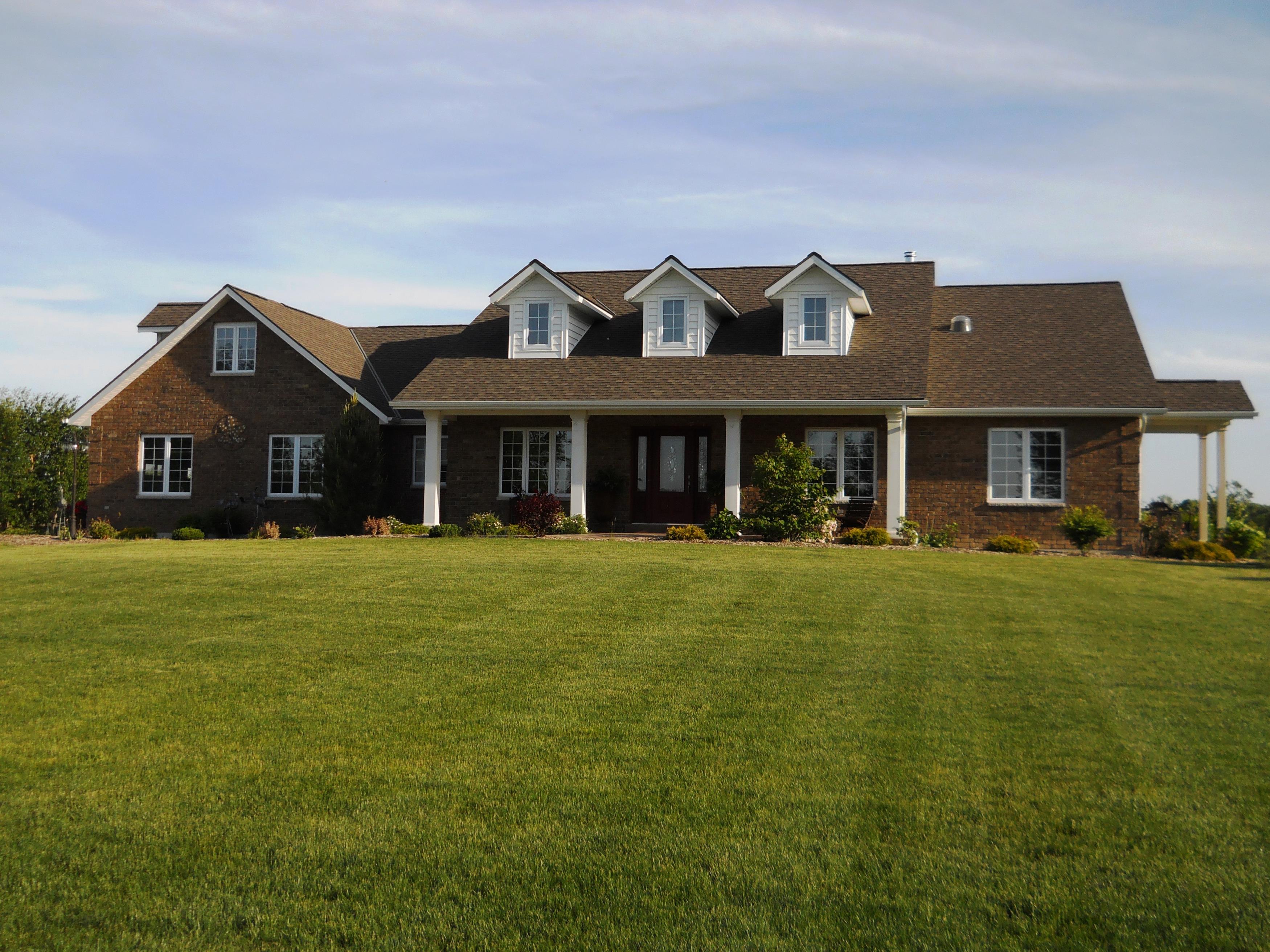 Wenzler's Landing Bed & Breakfast in Leamington, ON